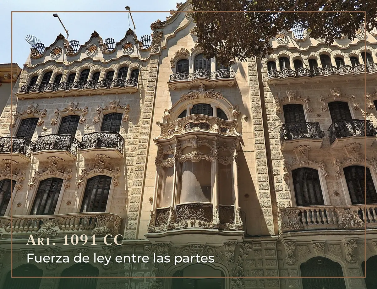Fachada modernista de la Casa Maestre de Cartagena con el texto «Art. 1091 CC. Fuerza de ley entre las partes»